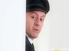 Mina Sauvage In A Pleasant Surprise