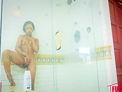 Sarah Banks in Big Booty Banking