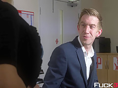 Nicolette Shea In The New Girl Episode