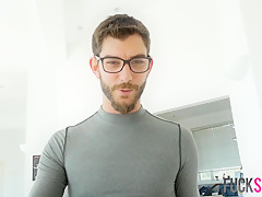 Daisy Stone in Thick Booty Therapy