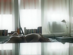 Brooke Bloom - She's Lost Control (2014)