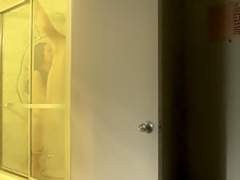 Brooke Bloom - She's Lost Control (2014)