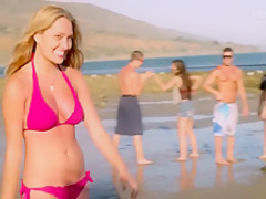 Chloe Bridges, Jillian Murray in Mantervention (2014)