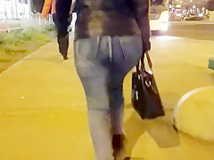Nice chubby ass at night
