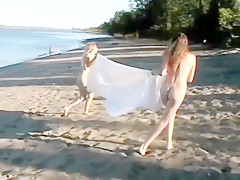 Naked on Stage-114 N14