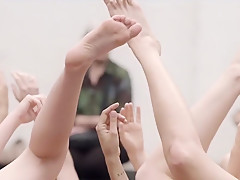 Naked on Stage-134 N9