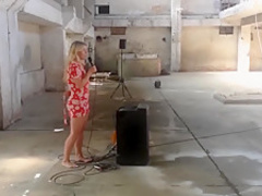 Naked on Stage 85 Lenka Klodova Naked Forms Festival of Run