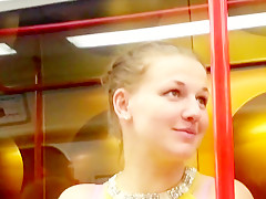 Girls like to look u bahn 1