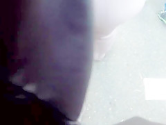 Mature big ass in pants