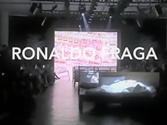 Paparazi-Naked Hollywood Stars-16 Ronaldo Fraga