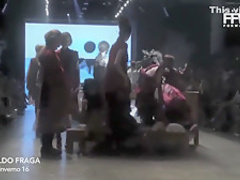 Paparazi-Naked Hollywood Stars-16 Ronaldo Fraga