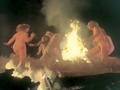 The Manson Family (2003) - Leslie Orr