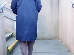 Tiny tit milf suzy platform walk and toying