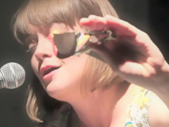 Naked on Stage-128 Ne15