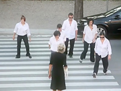 Naked on Stage-128 Ne15