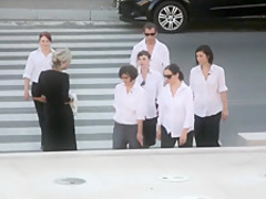 Naked on Stage-128 Ne15