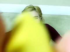 How to give a foot job with demo