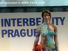 Bodypaint Fashionshow Nude Show Prague