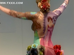 Bodypaint Fashionshow Nude Show Prague