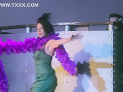 Burlesque Strip SHOW 270 BiBi Dazzle