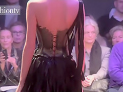 Naked Body Fashion Party