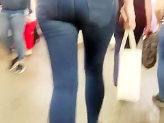 Russian blonde ass in the metro