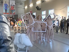 Naked on Stage NoS 354