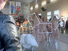 Naked on Stage NoS 354