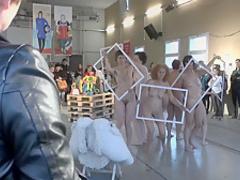 Naked on Stage NoS 354