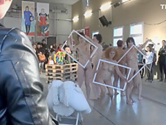 Naked on Stage NoS 354