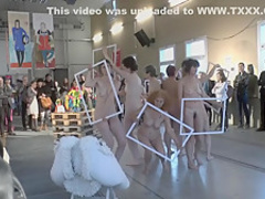 Naked on Stage NoS 354