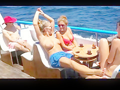 Spring Break tit flashing