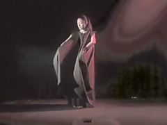 Naked on Stage-76 N10