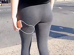 Walking ass parade iii (leggings special ii)