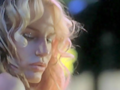 Dancing at the Blue Iguana (2000) Daryl Hannah