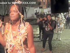 Naked on Stage NoS 318