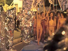 Naked on Stage NoS 318