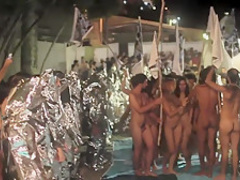 Naked on Stage NoS 318