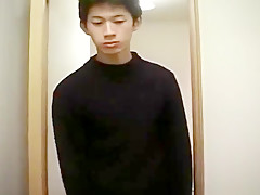 Japanese family do everything together !