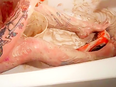 Heelgoddess getting real messy with cake mix