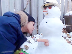 Screwing with snowballs