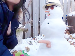 Screwing with snowballs