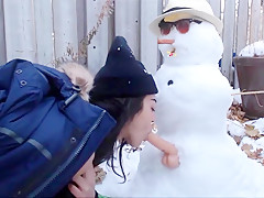 Screwing with snowballs