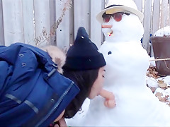 Screwing with snowballs