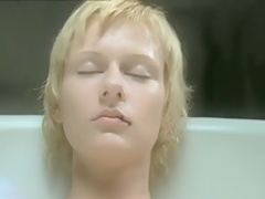 Devot (2003) Annett Renneberg