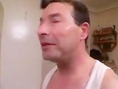 Araber Schlampe von vier Mannern gefickt