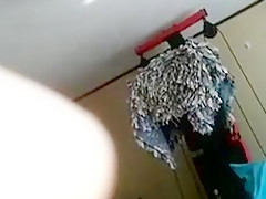 Blonde milf bj while getting fisted