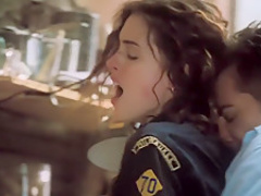 Anne Hathaway in 'Love and Other Drugs'