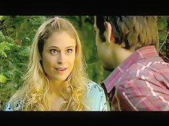 Lea Marlen Woitack - Hot German TV Actress