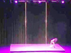 Mega pole-dance